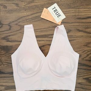 True & Co. True Body V Neck Bra in pink